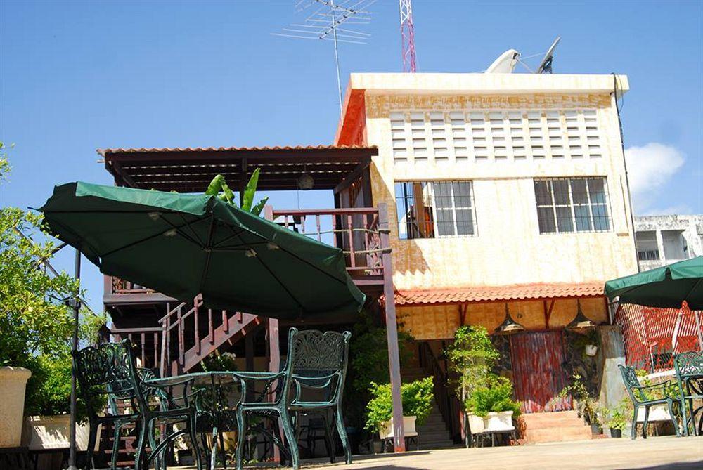 Hotel Luis V ซานโตโดมิงโก ภายนอก รูปภาพ
