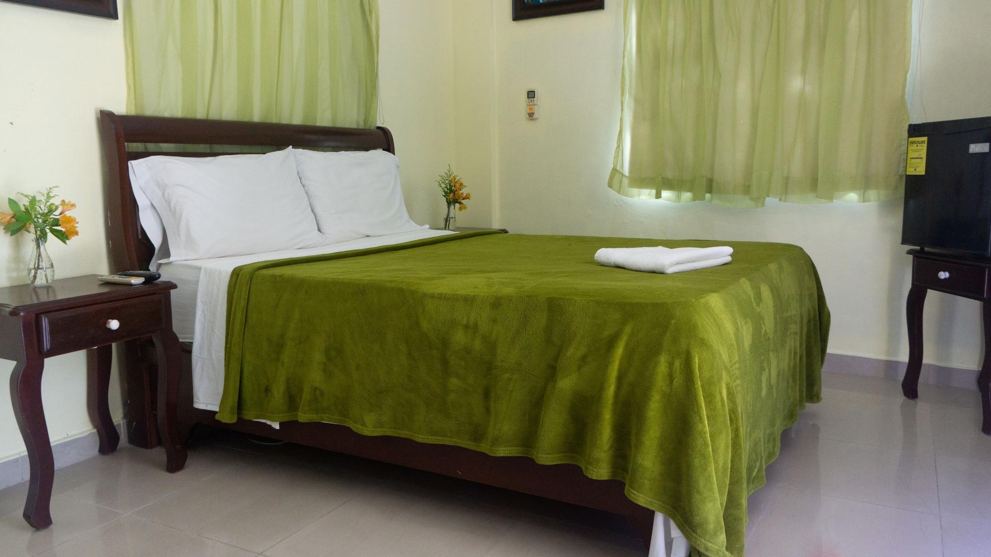 Hotel Luis V ซานโตโดมิงโก ภายนอก รูปภาพ