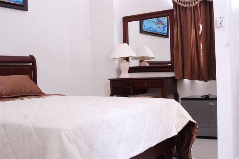 Hotel Luis V ซานโตโดมิงโก ภายนอก รูปภาพ