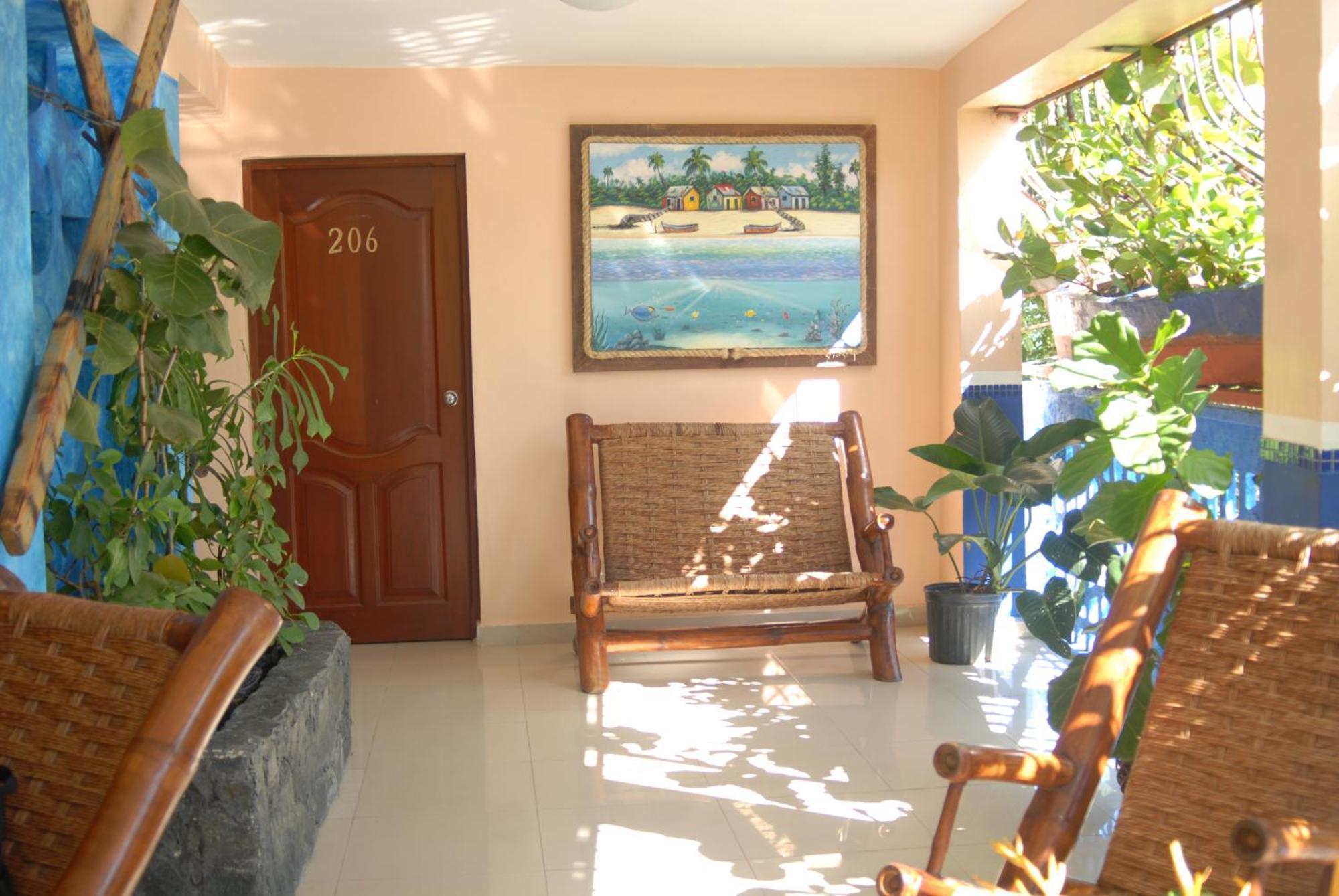 Hotel Luis V ซานโตโดมิงโก ภายนอก รูปภาพ