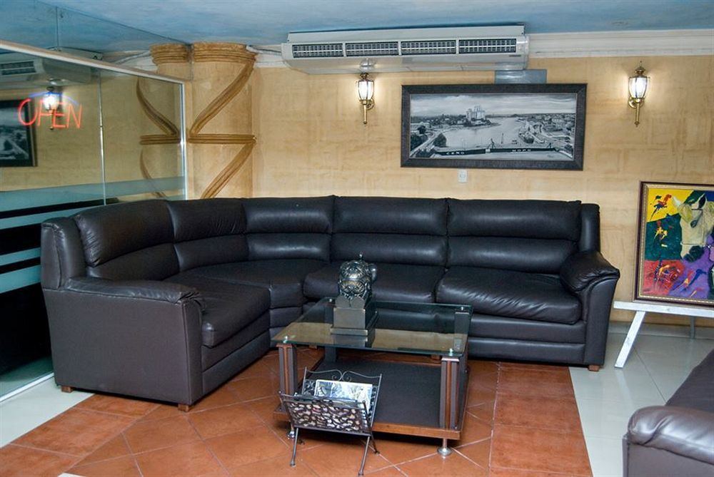 Hotel Luis V ซานโตโดมิงโก ภายนอก รูปภาพ